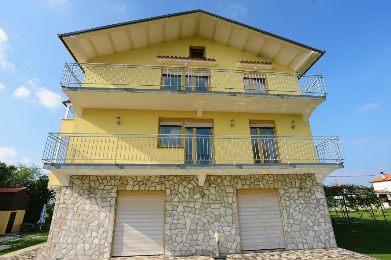 Ferienhaus Tomic Nedeščina Bagian luar foto