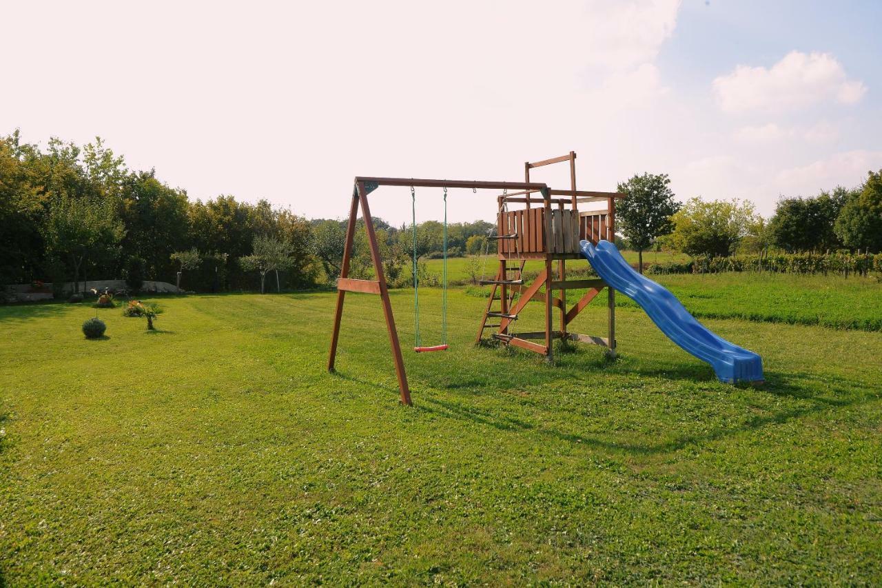 Ferienhaus Tomic Nedeščina Bagian luar foto